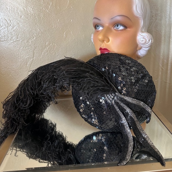 FABULOUS 1950s\' BLACK SEQUIN & BEADS COCKTAIL HAT + LONG BLACK OSTRICH FEATHER main image 11